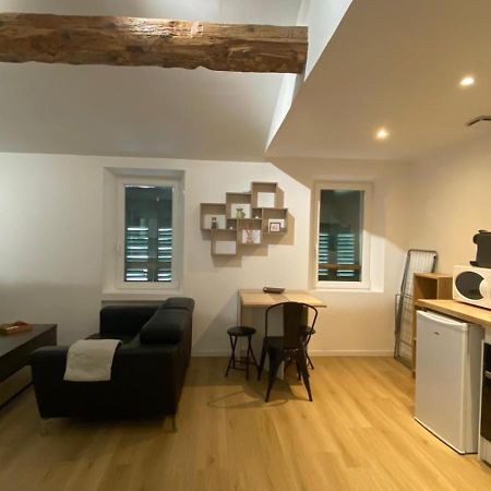 La Chrysalide Apartment La Crau Ngoại thất bức ảnh