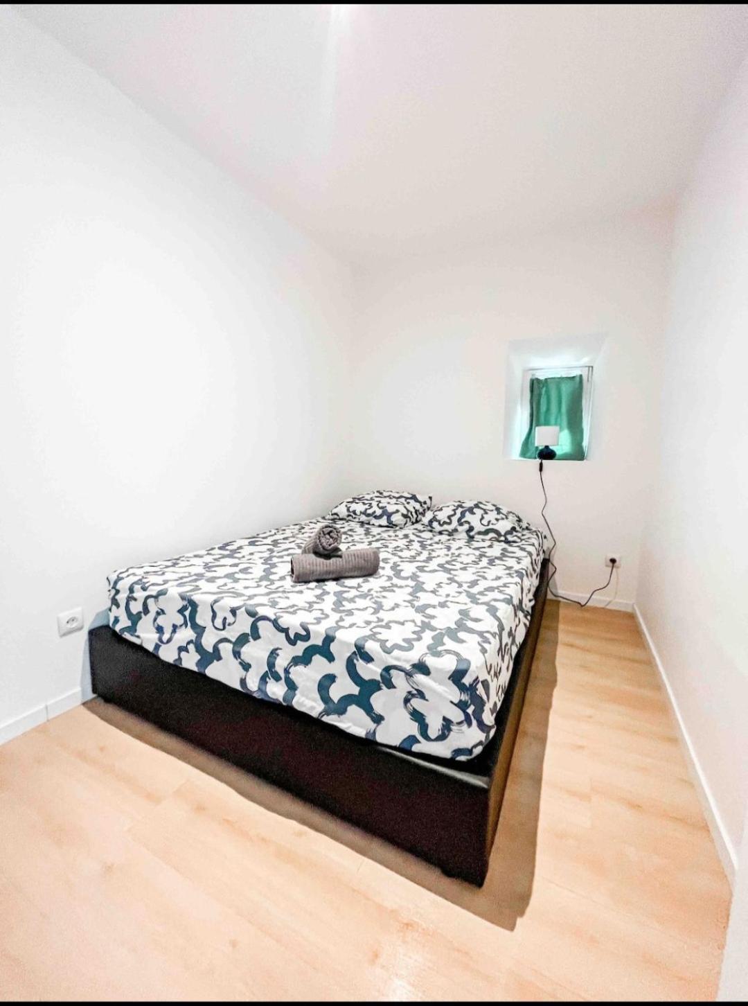 La Chrysalide Apartment La Crau Phòng bức ảnh